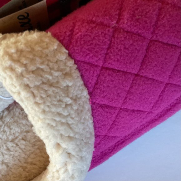 DEARFOAMS DELUXE Women's "Libby Quilted" Memory Foam Slippers NWT Size M 7-8 - Picture 6 of 6